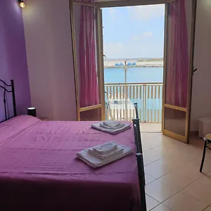  Bed & Breakfast Beb Al Porto Da Joseph