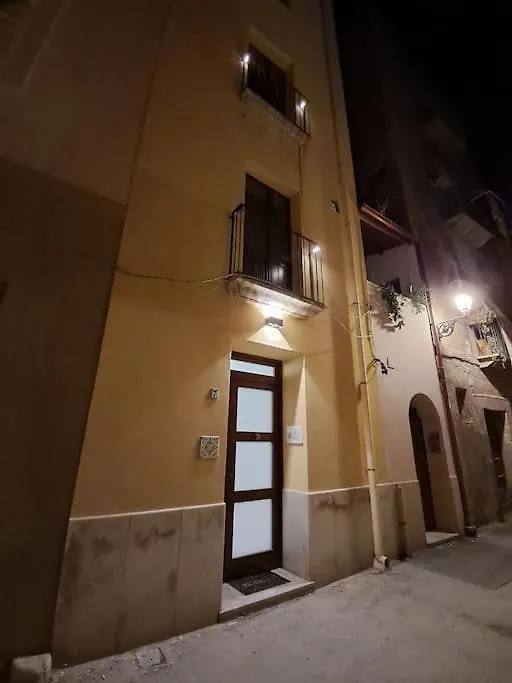 Suite Torre Del Porto Trapani Italy